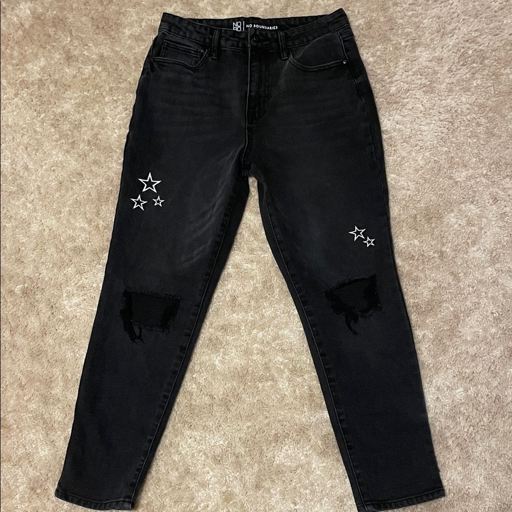 No Boundaries Black distressed high waisted jeans with star embroidery